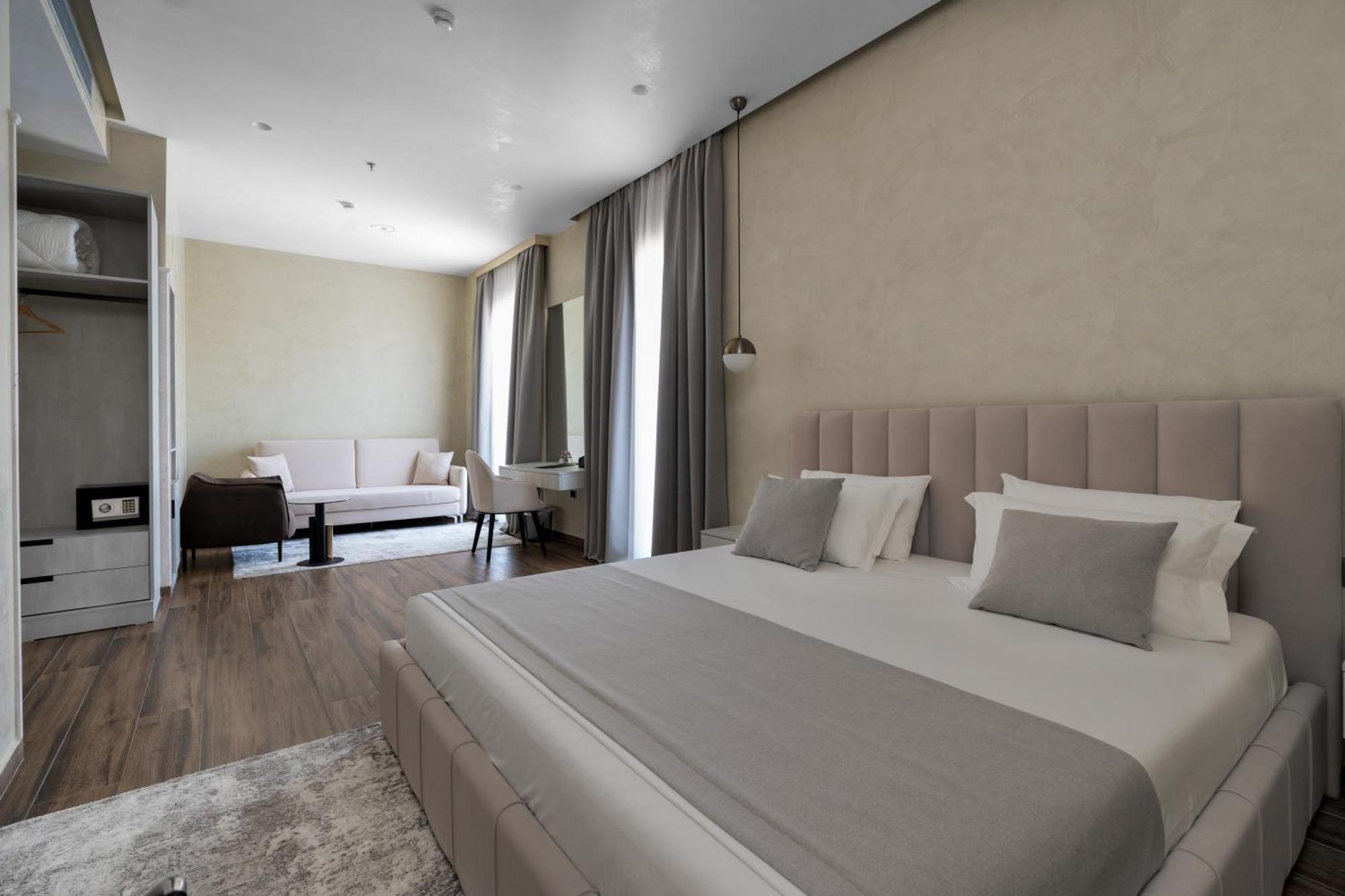 Hotel Plaza בראט מראה חיצוני תמונה